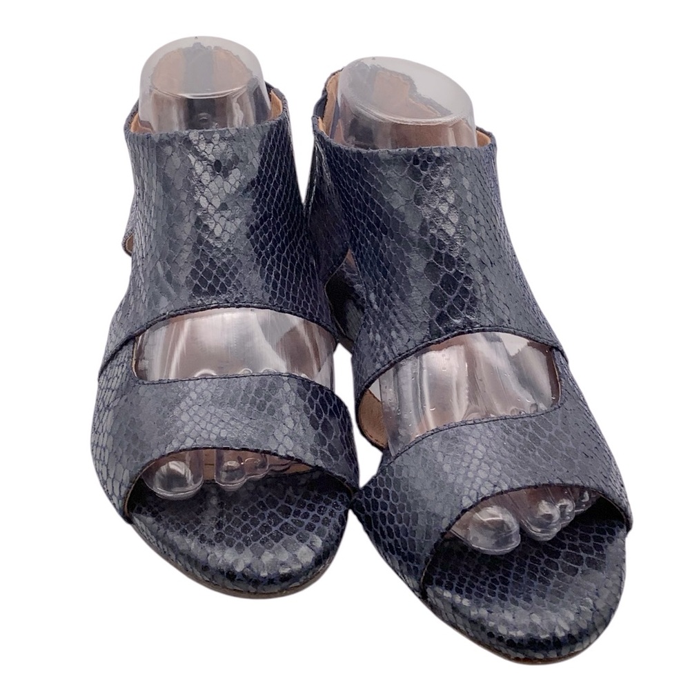 Sofft Blue Casual Slip-On Sandals with Cushioned Sole size 8